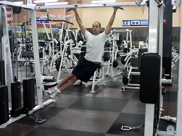 Hanging Serratus Crunch Image
