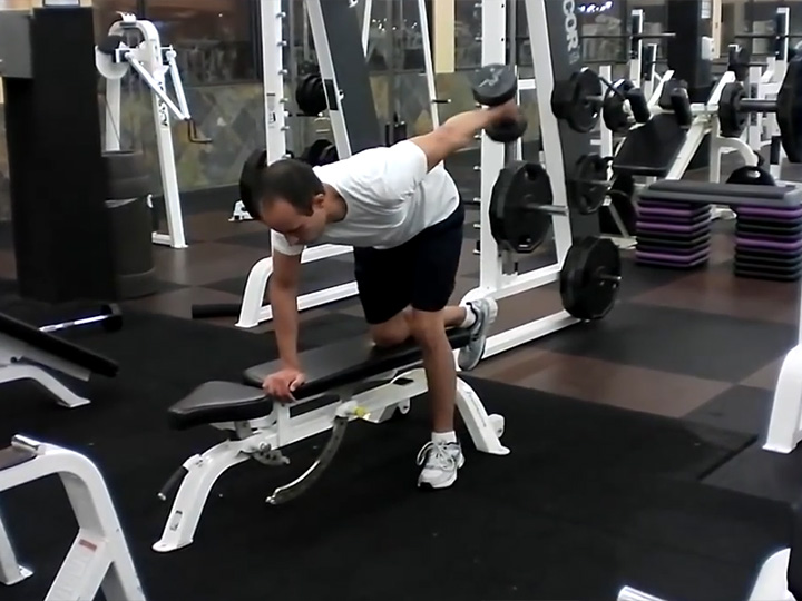 Tricep Kickbacks Image